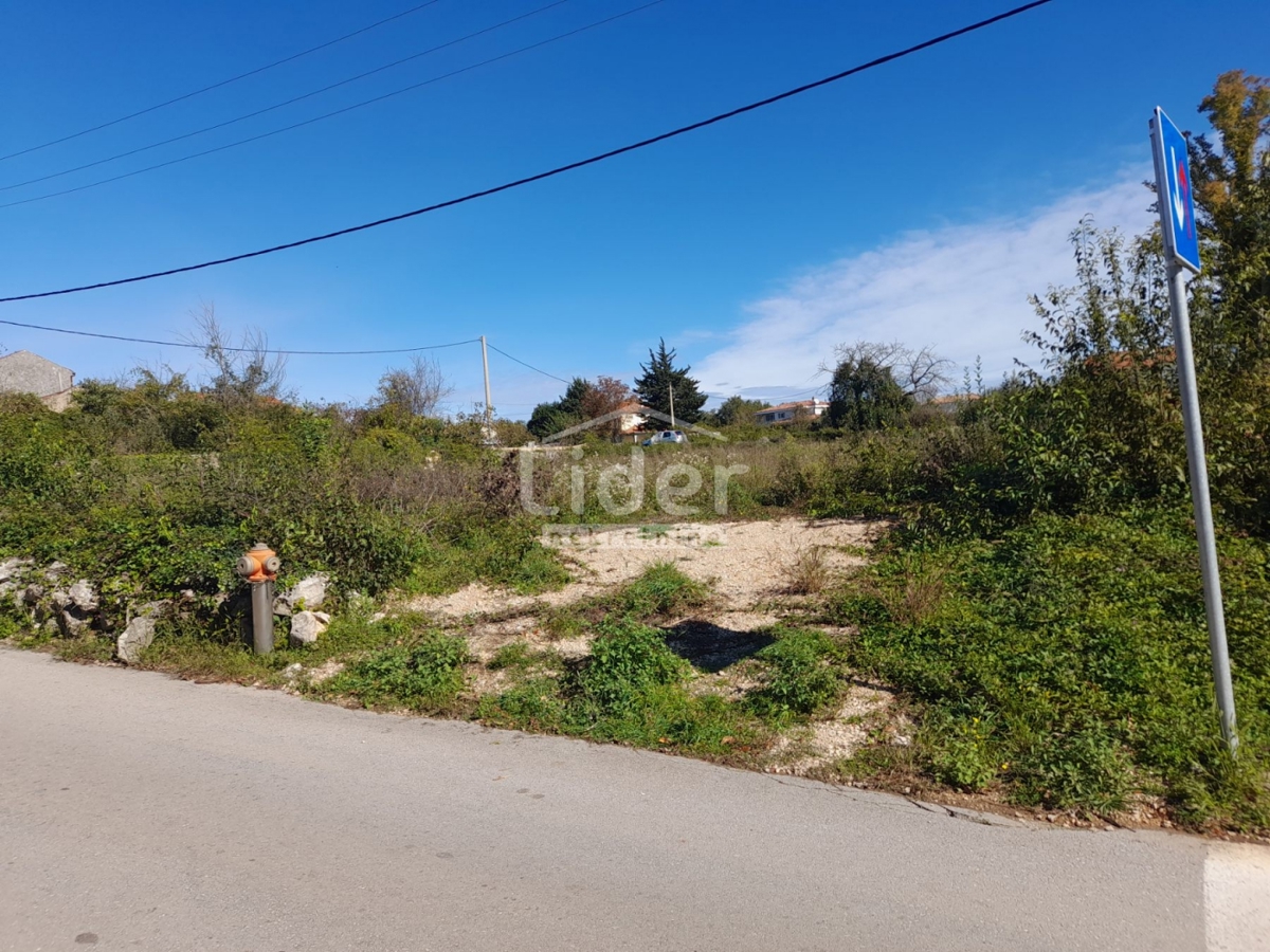 Terreno Milohnići, Krk, 753m2