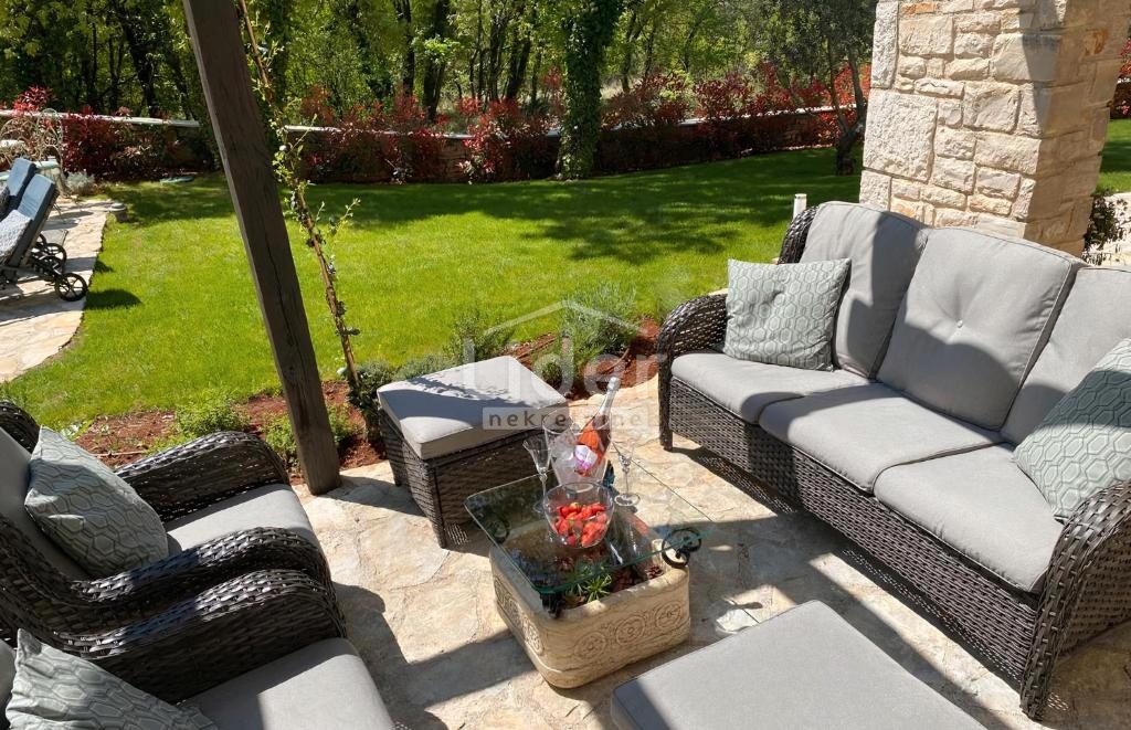 Casa Muntrilj, Tinjan, 288m2