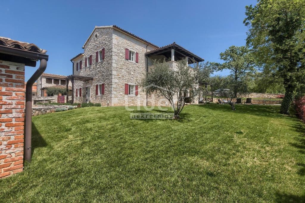 Casa Muntrilj, Tinjan, 288m2