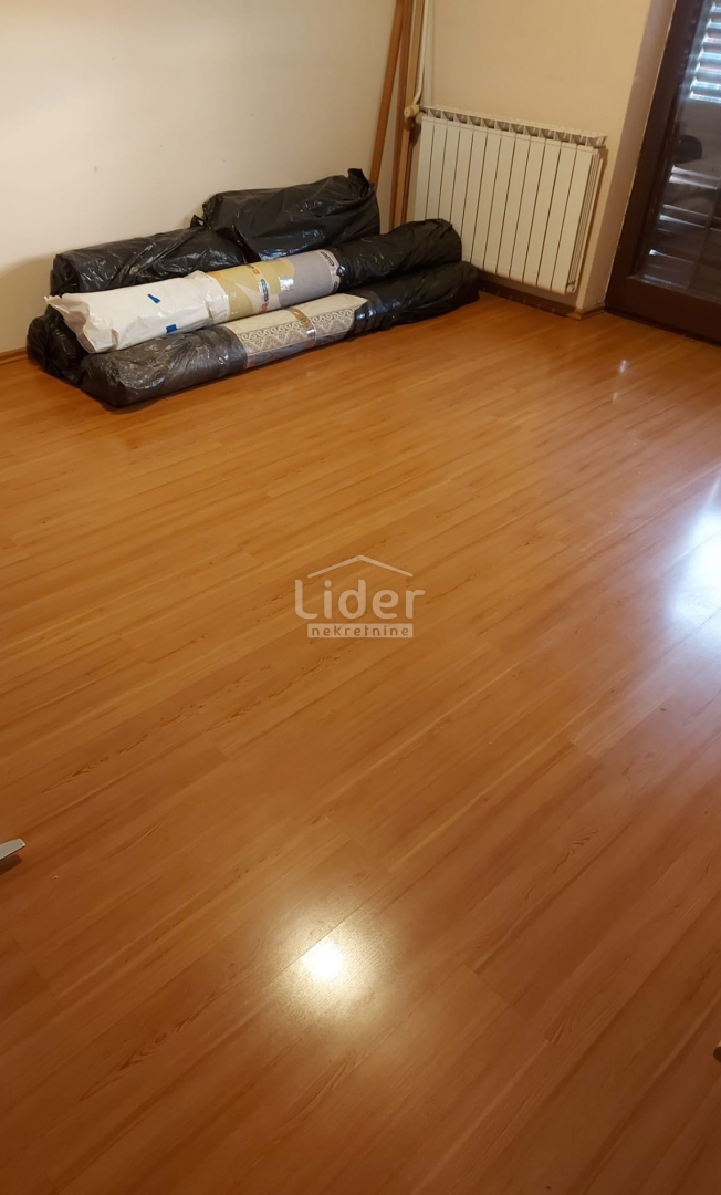 KASTAV Appartamento con vista mare unica, 124 m2