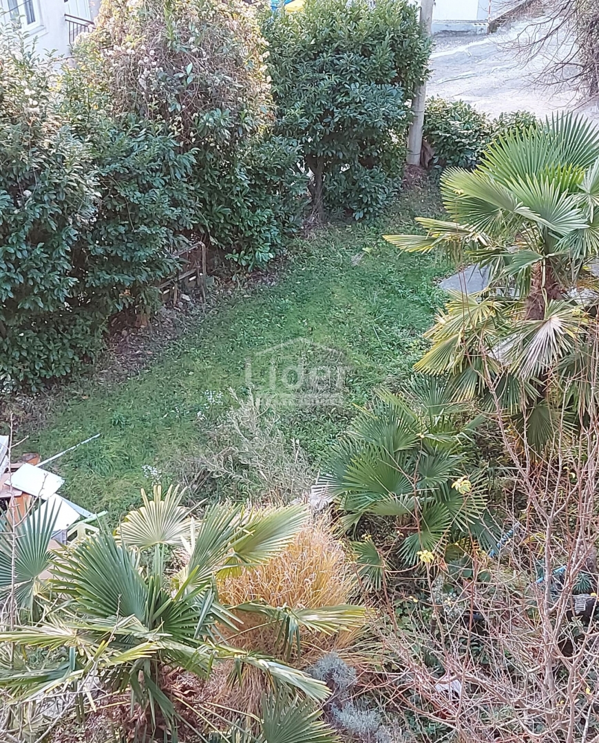 KASTAV Appartamento con vista mare unica, 124 m2