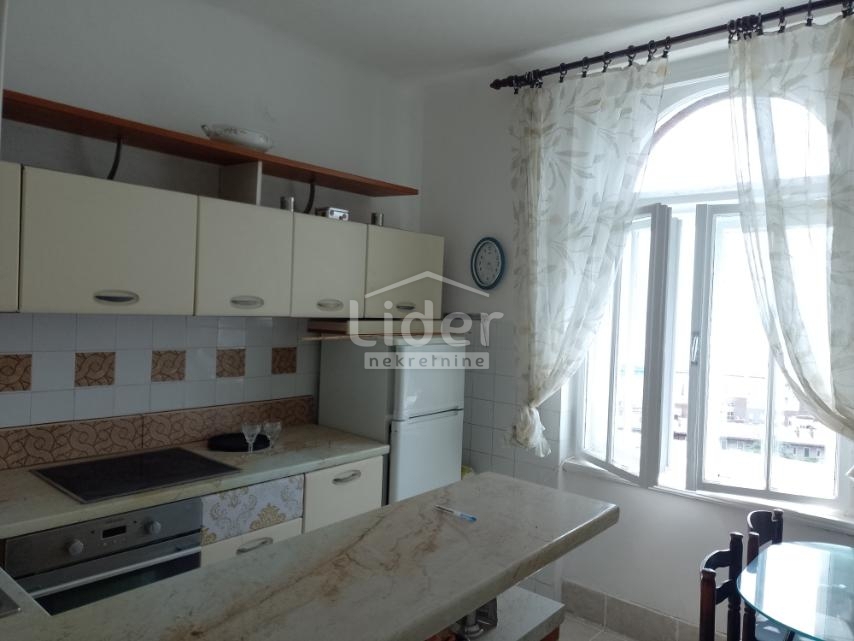 RIJEKA Appartamento vicino al centro con vista mare