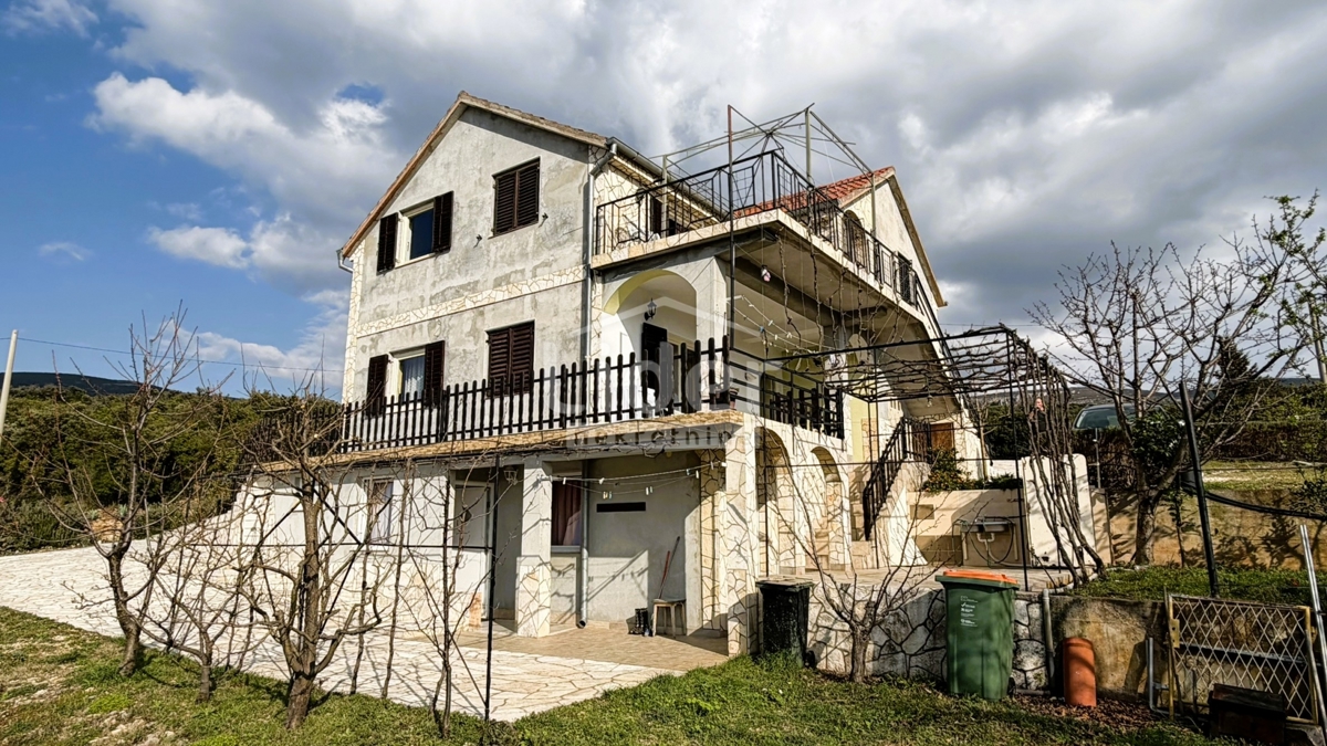 Casa Gornji Karin, Obrovac, 200m2
