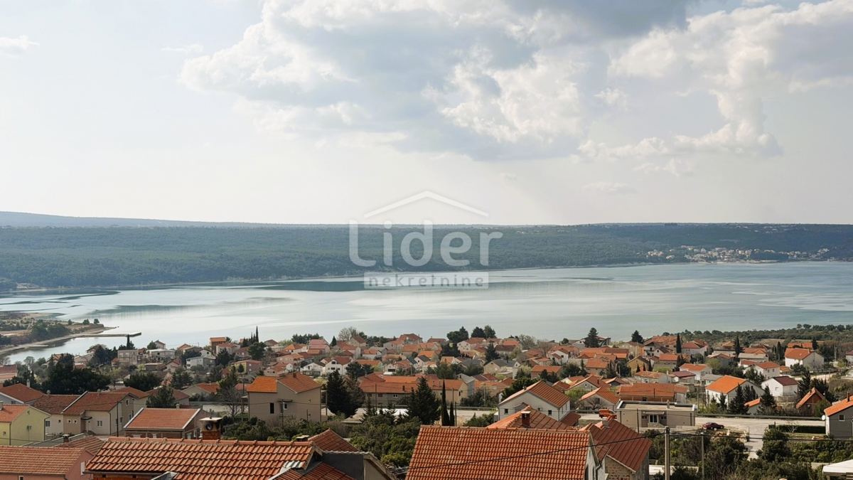 Casa Gornji Karin, Obrovac, 200m2