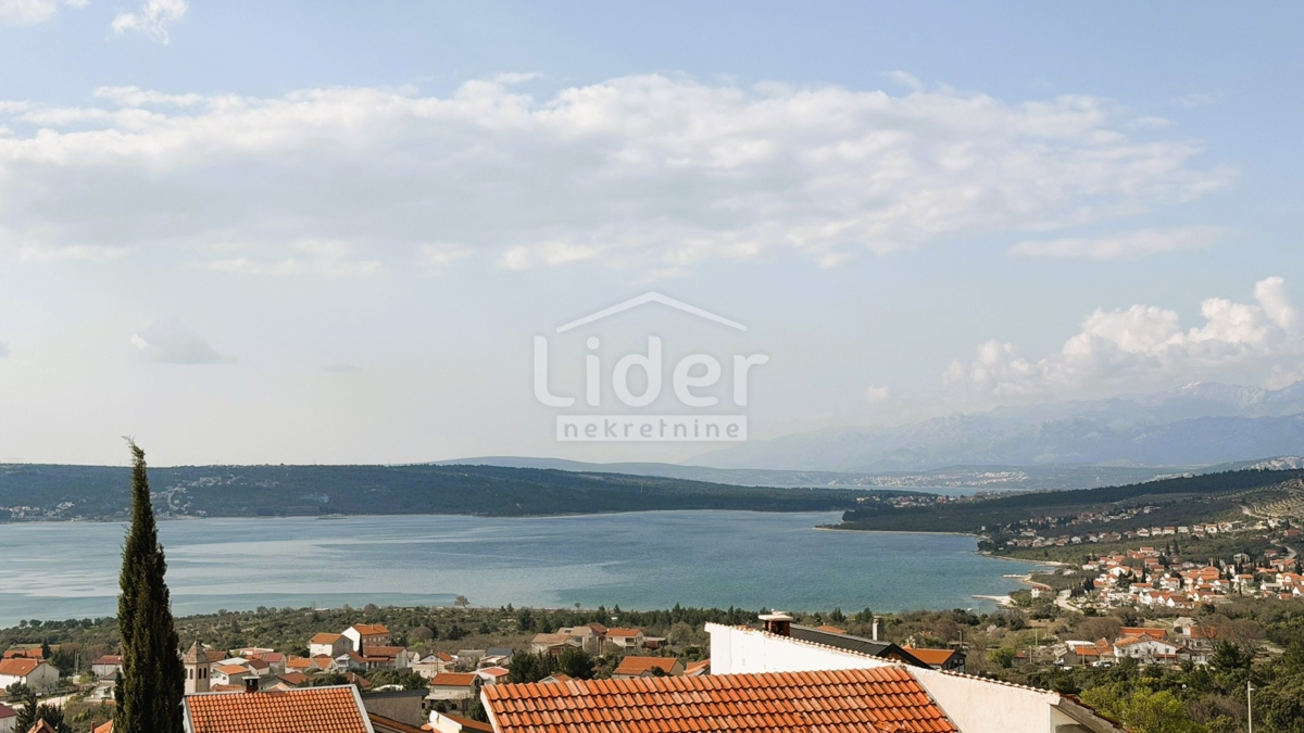 Casa Gornji Karin, Obrovac, 200m2