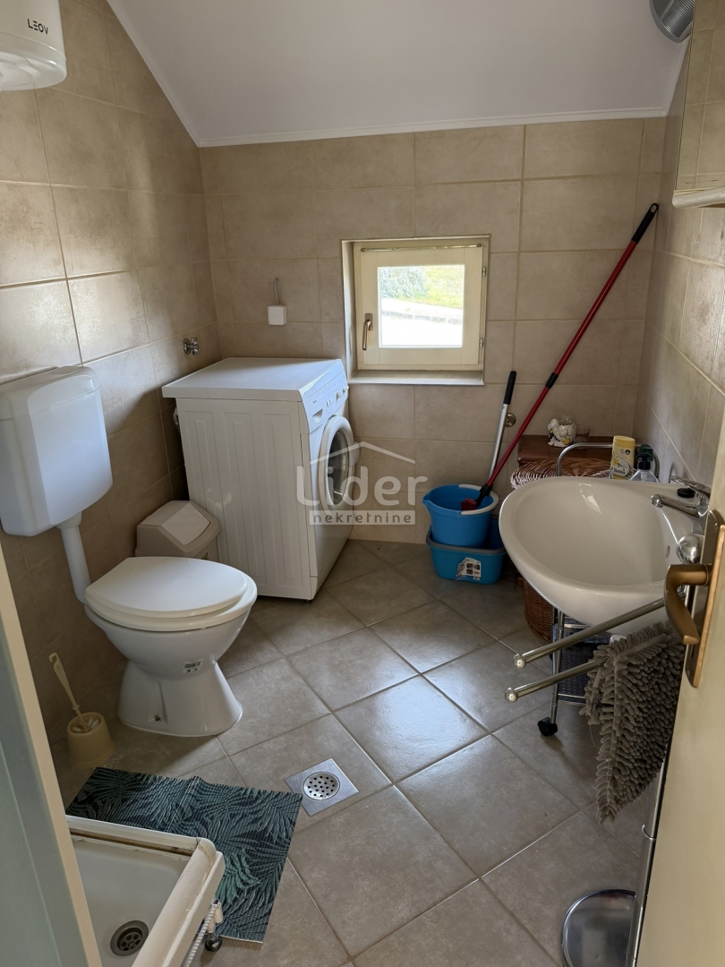 Casa Gornji Karin, Obrovac, 200m2