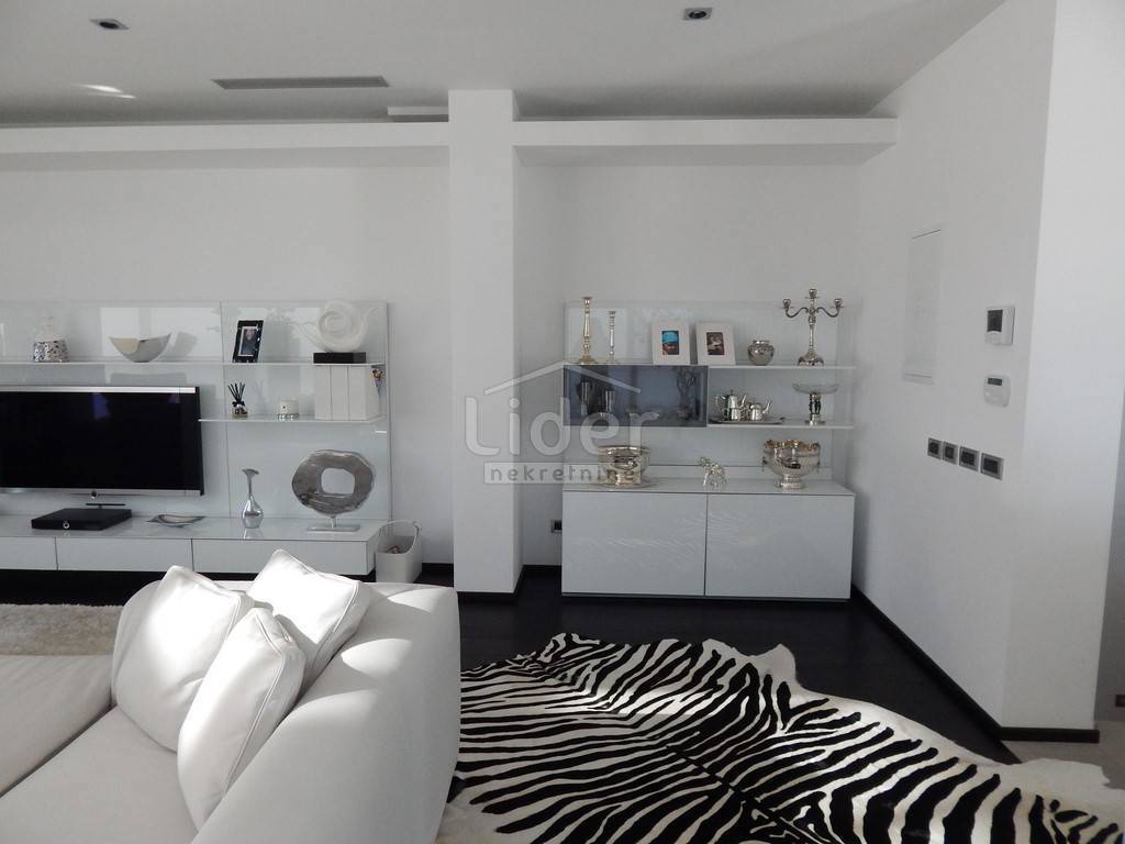 Casa Opatija - Centar, Opatija, 450m2