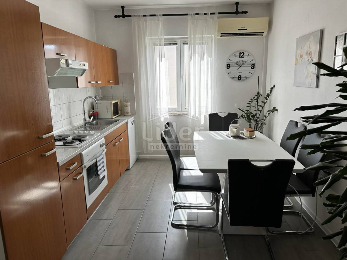 Casa Gornji Karin, Obrovac, 130m2