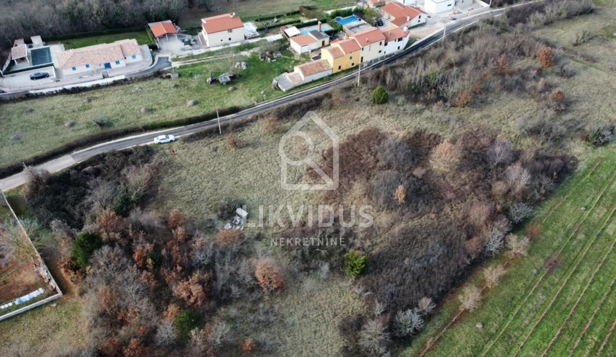 Terreno Kunj, Raša, 11.116m2