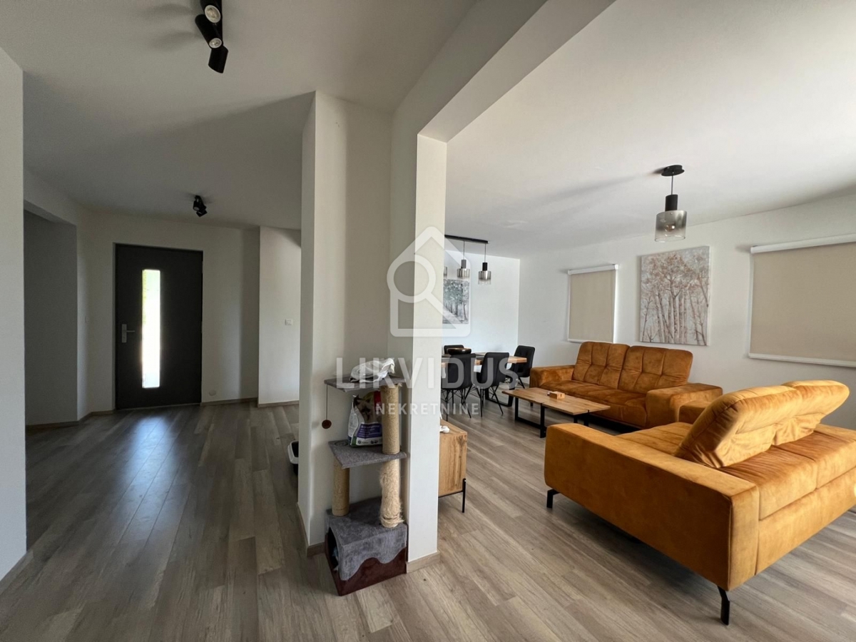 Casa Sveti Lovreč Labinski, Raša, 145m2