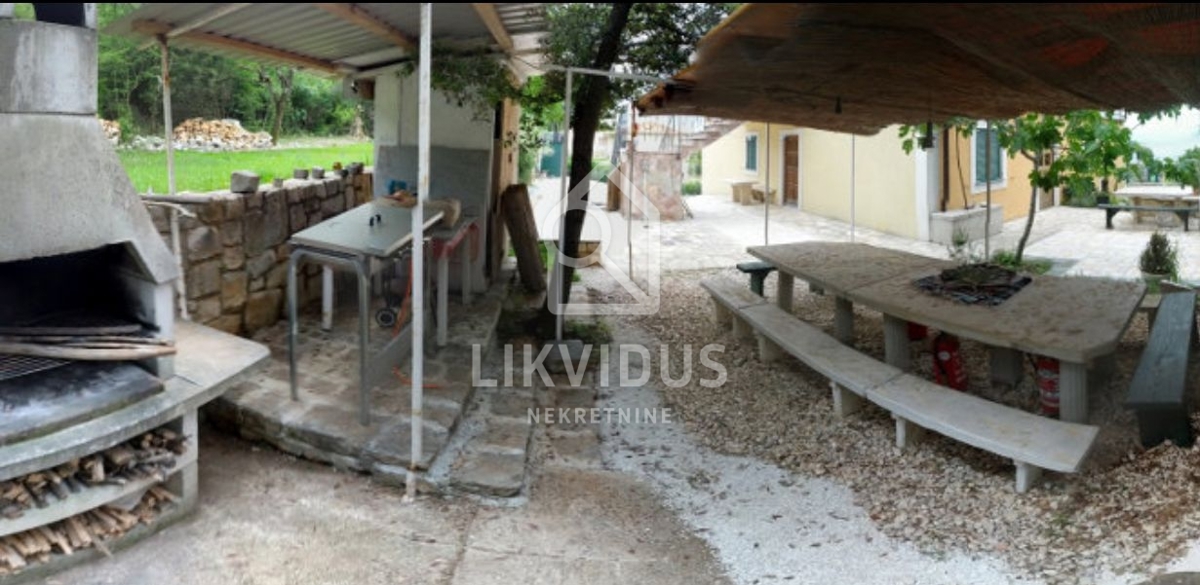 Casa Drenje, Raša, 300m2