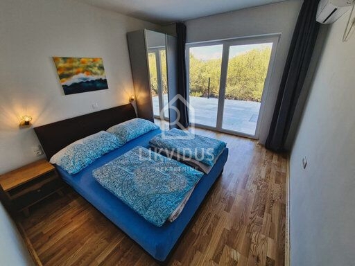 Casa Ravni, Raša, 200m2