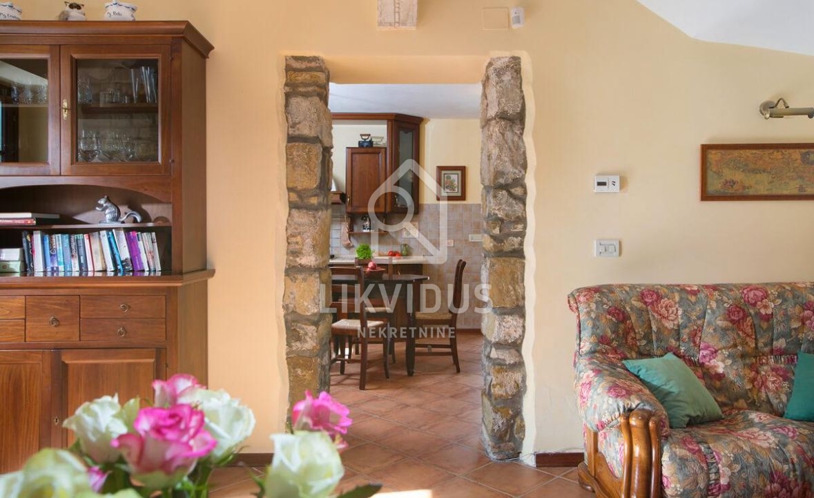 Casa Momjan, Buje, 159m2