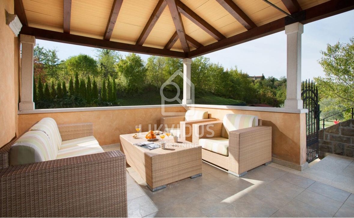 Casa Momjan, Buje, 159m2