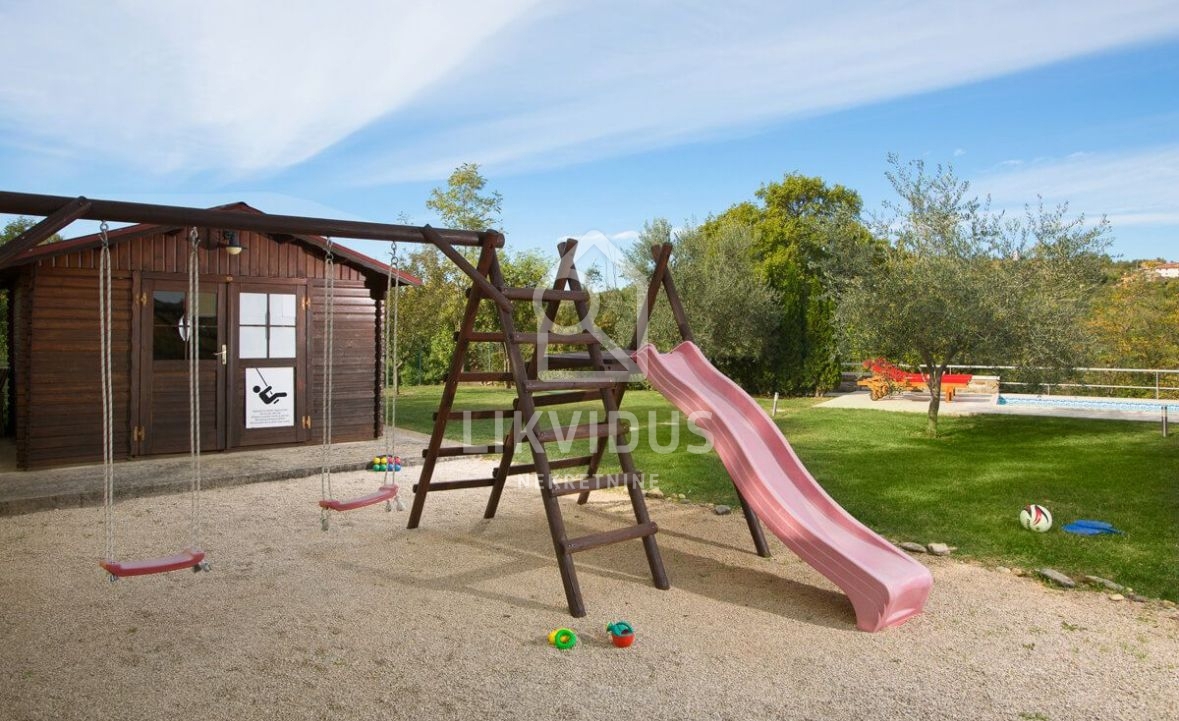 Casa Momjan, Buje, 159m2