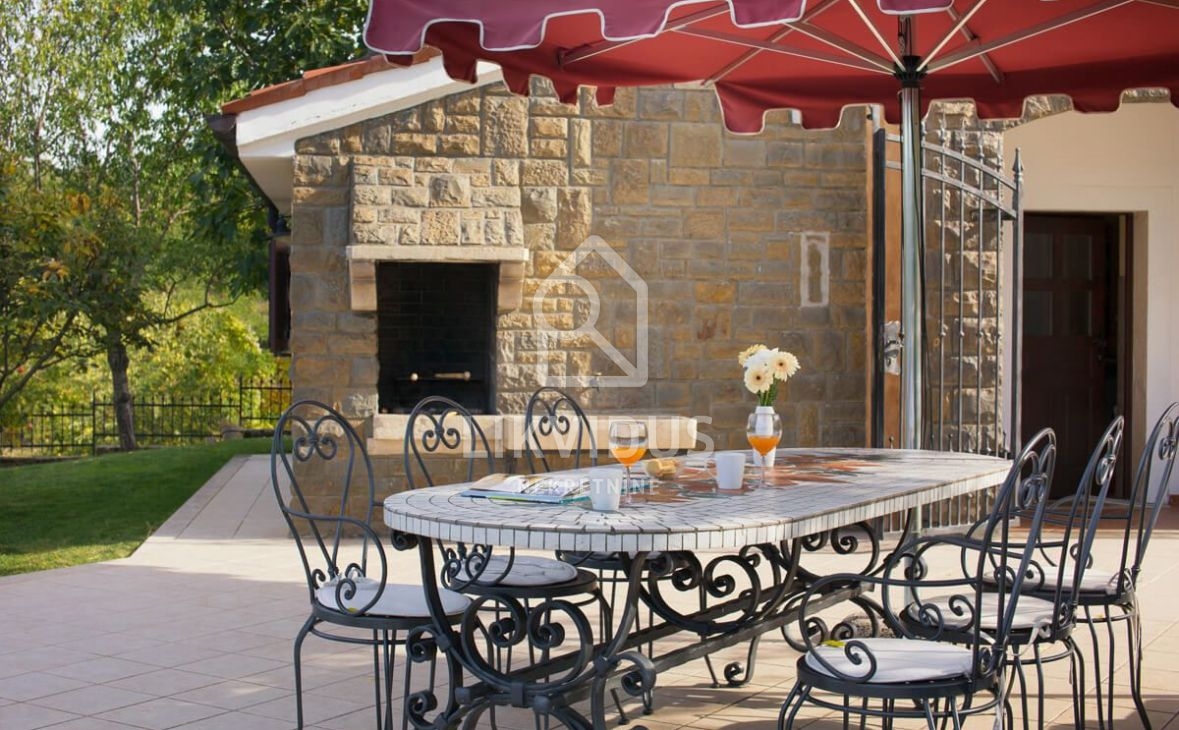 Casa Momjan, Buje, 159m2