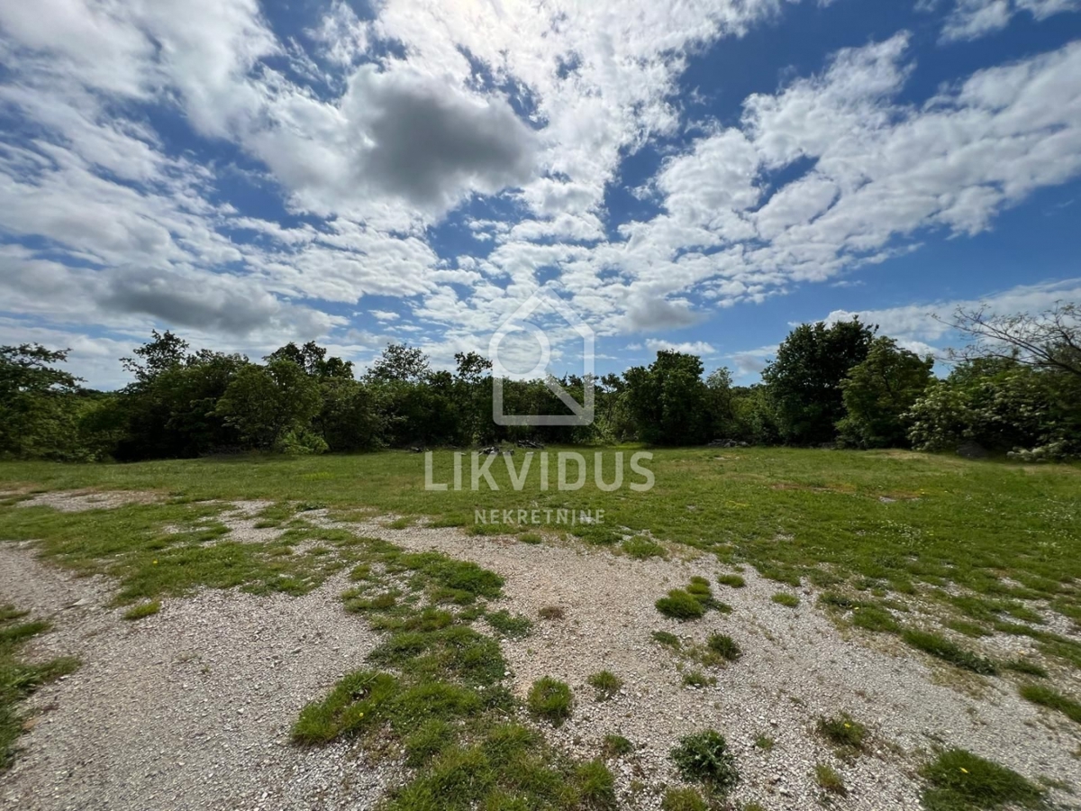 Terreno Šarići, Marčana, 26.000m2