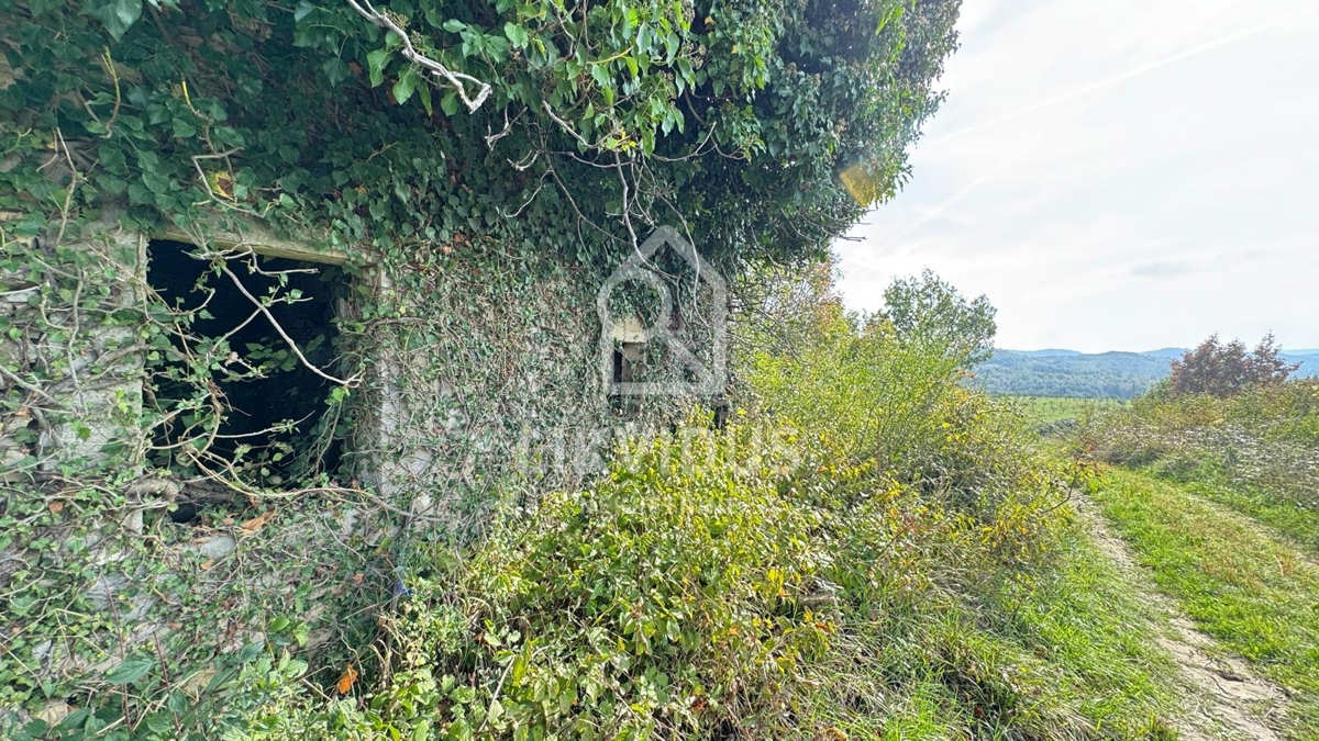 Terreno Draguć, Cerovlje, 120.000m2