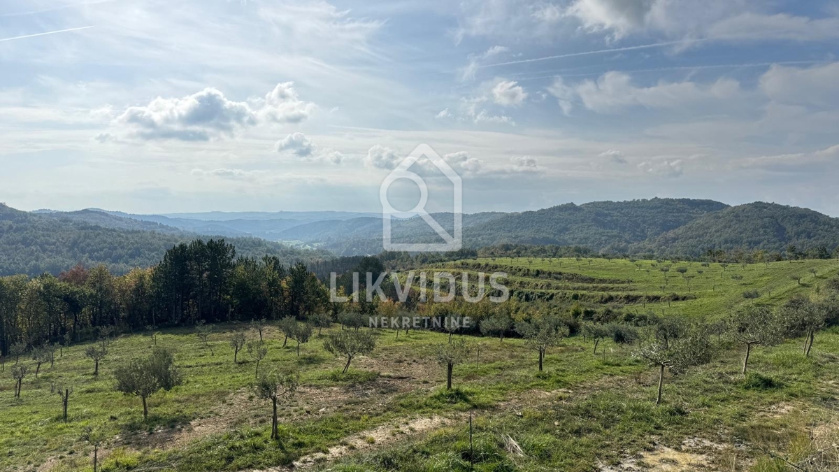 Terreno Draguć, Cerovlje, 120.000m2