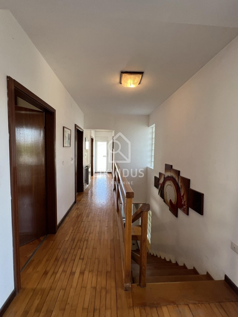 Casa Pješčana Uvala, Medulin, 300m2