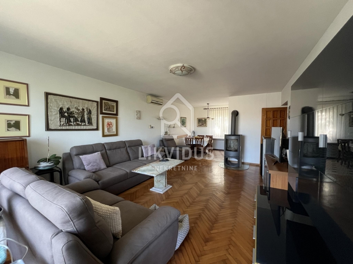 Casa Pješčana Uvala, Medulin, 300m2