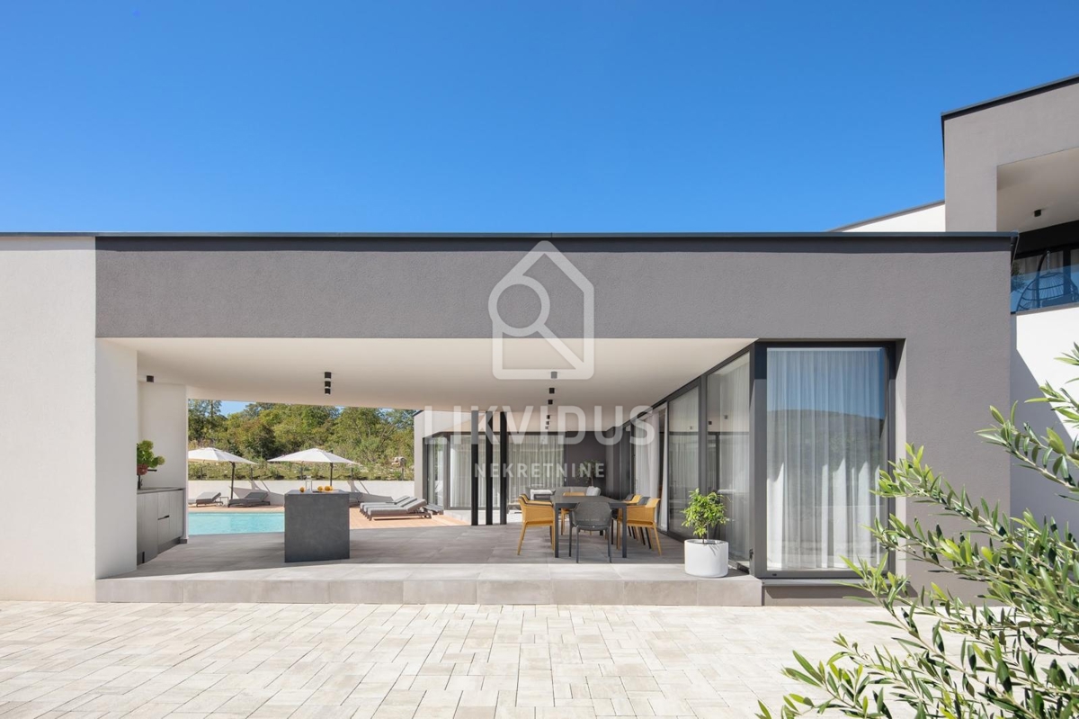 Casa Brgod, Raša, 506m2