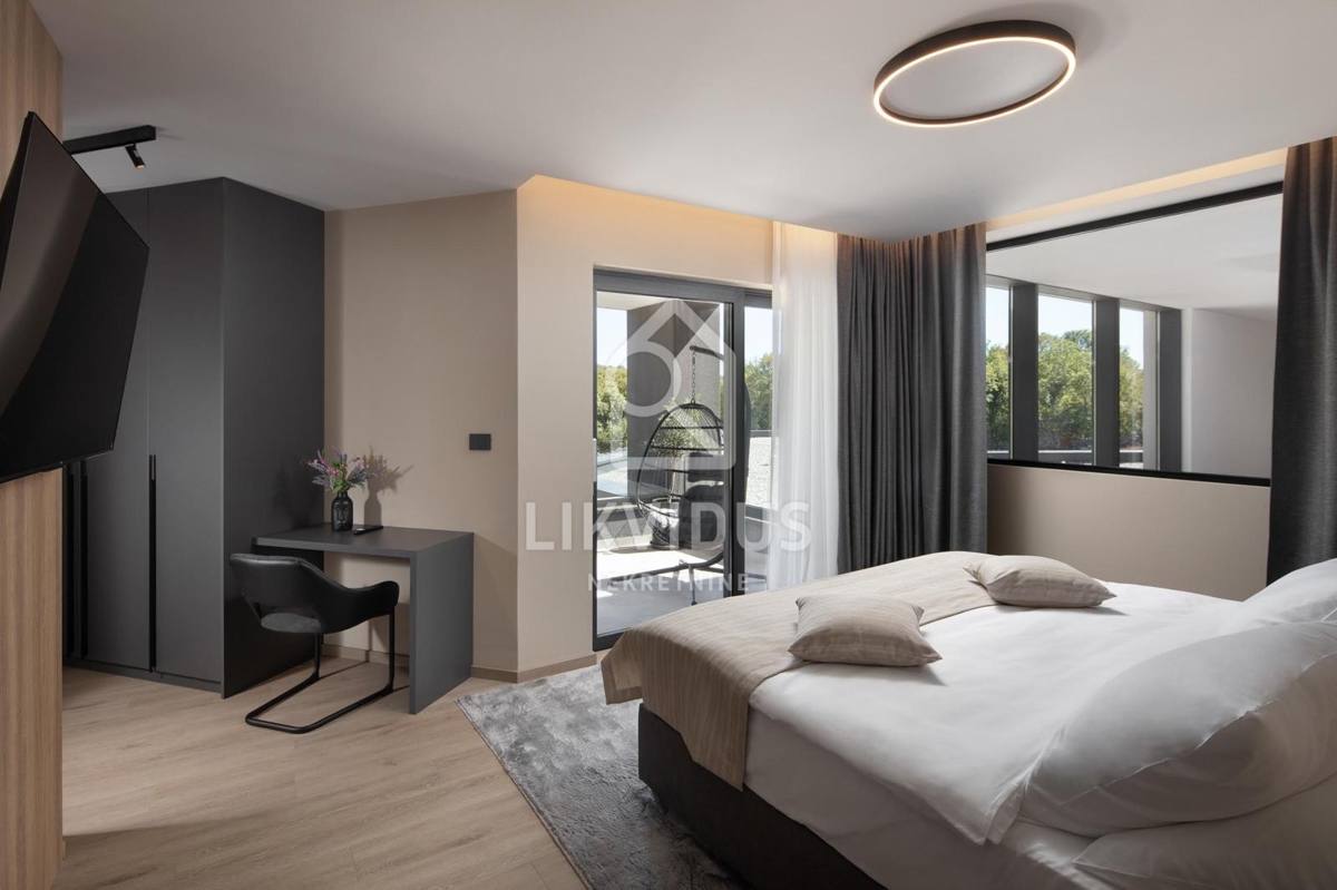 Casa Brgod, Raša, 506m2