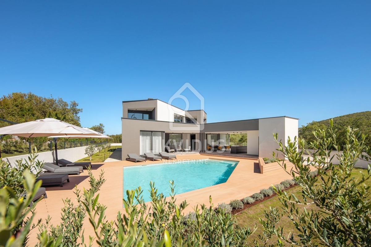 Casa Brgod, Raša, 506m2