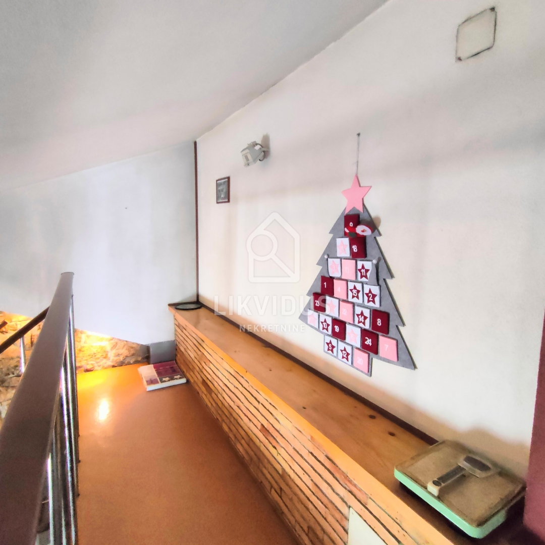 Casa Stari Pazin, Pazin, 208m2