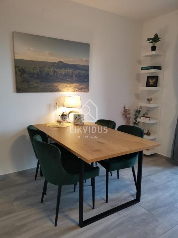 Appartamento Centar, Pula, 109,49m2