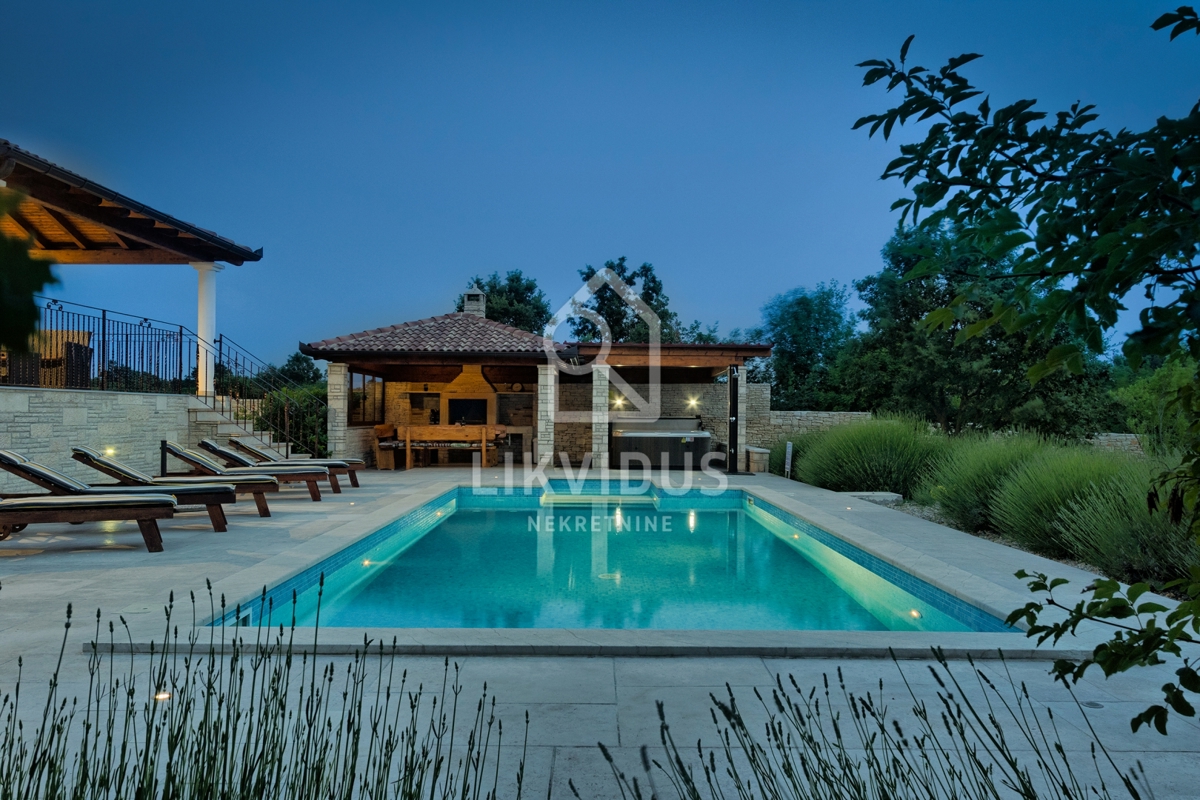 Casa Štokovci, Svetvinčenat, 294m2