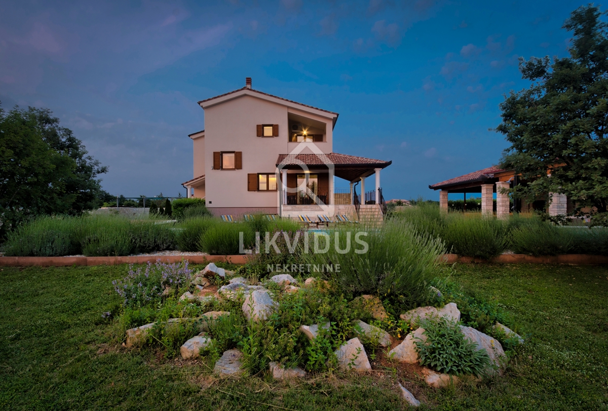 Casa Štokovci, Svetvinčenat, 294m2