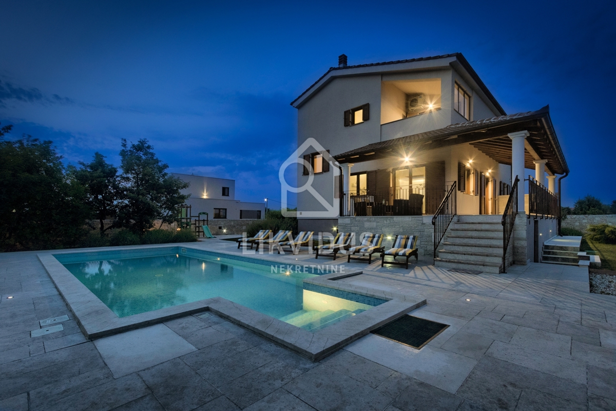 Casa Štokovci, Svetvinčenat, 294m2