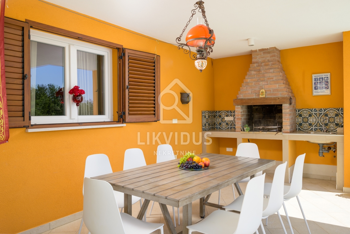 Casa Svetvinčenat, 180m2