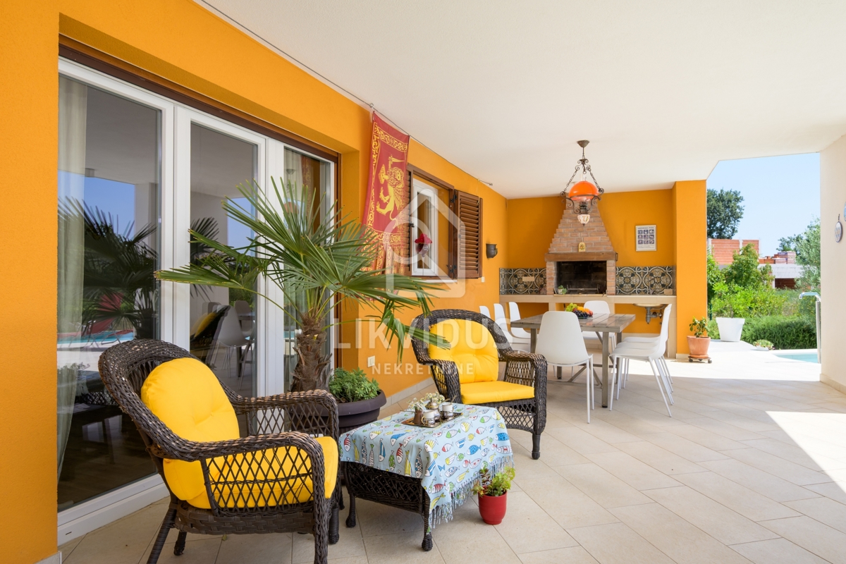 Casa Svetvinčenat, 180m2