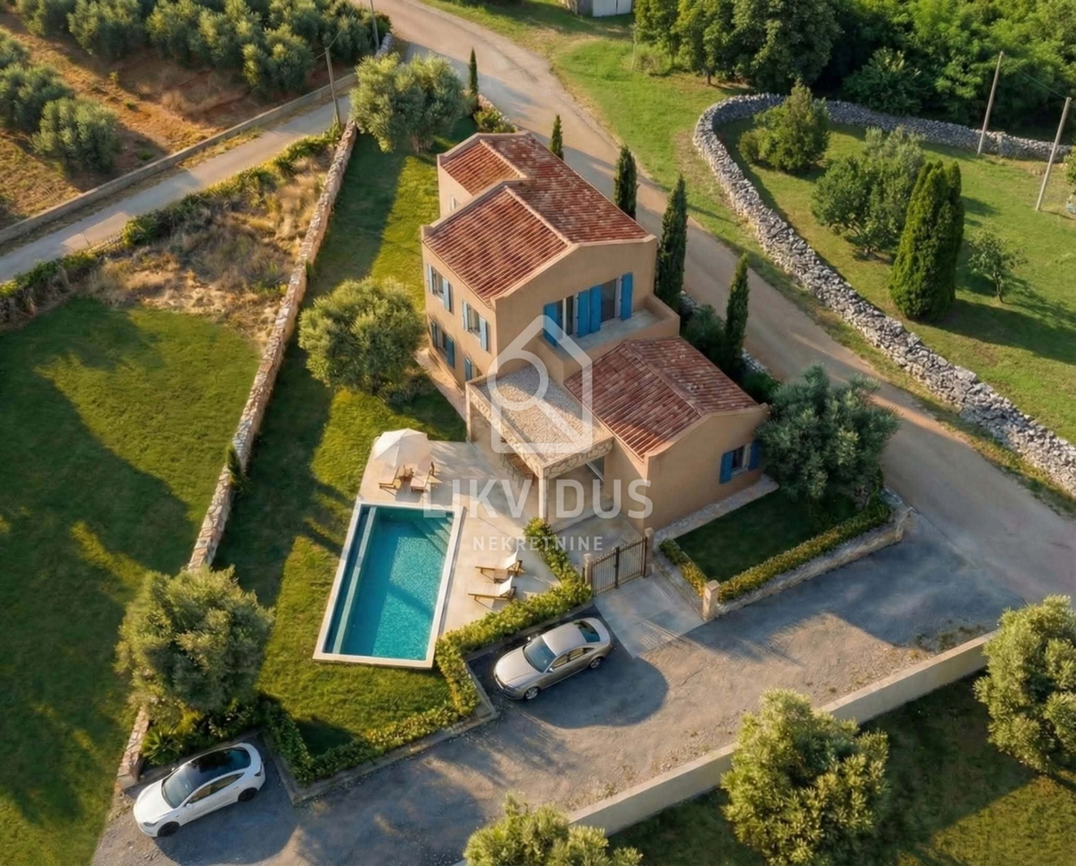 Terreno Šumber, Sveta Nedelja, 550m2