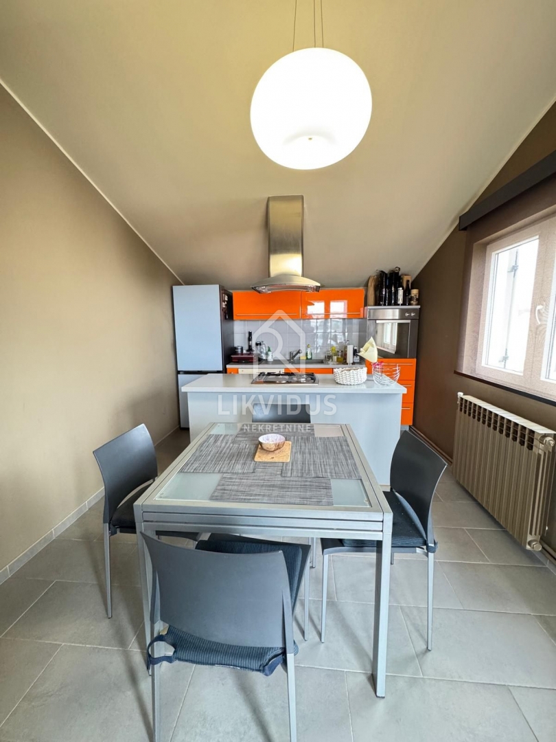 Commerciale Pješčana Uvala, Medulin, 424,25m2