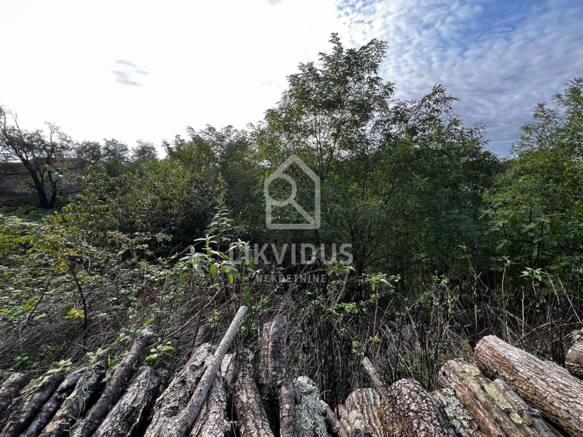 Terreno Orbanići, Marčana, 1.117m2