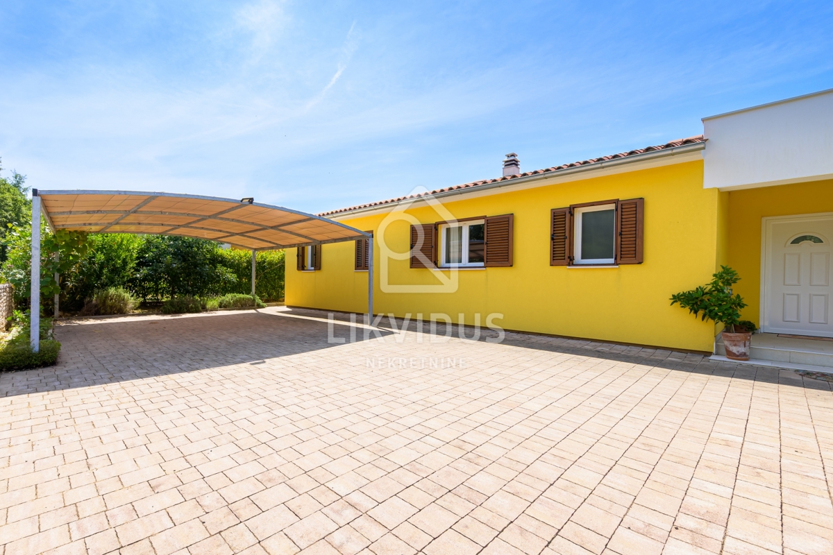 Casa Svetvinčenat, 180m2