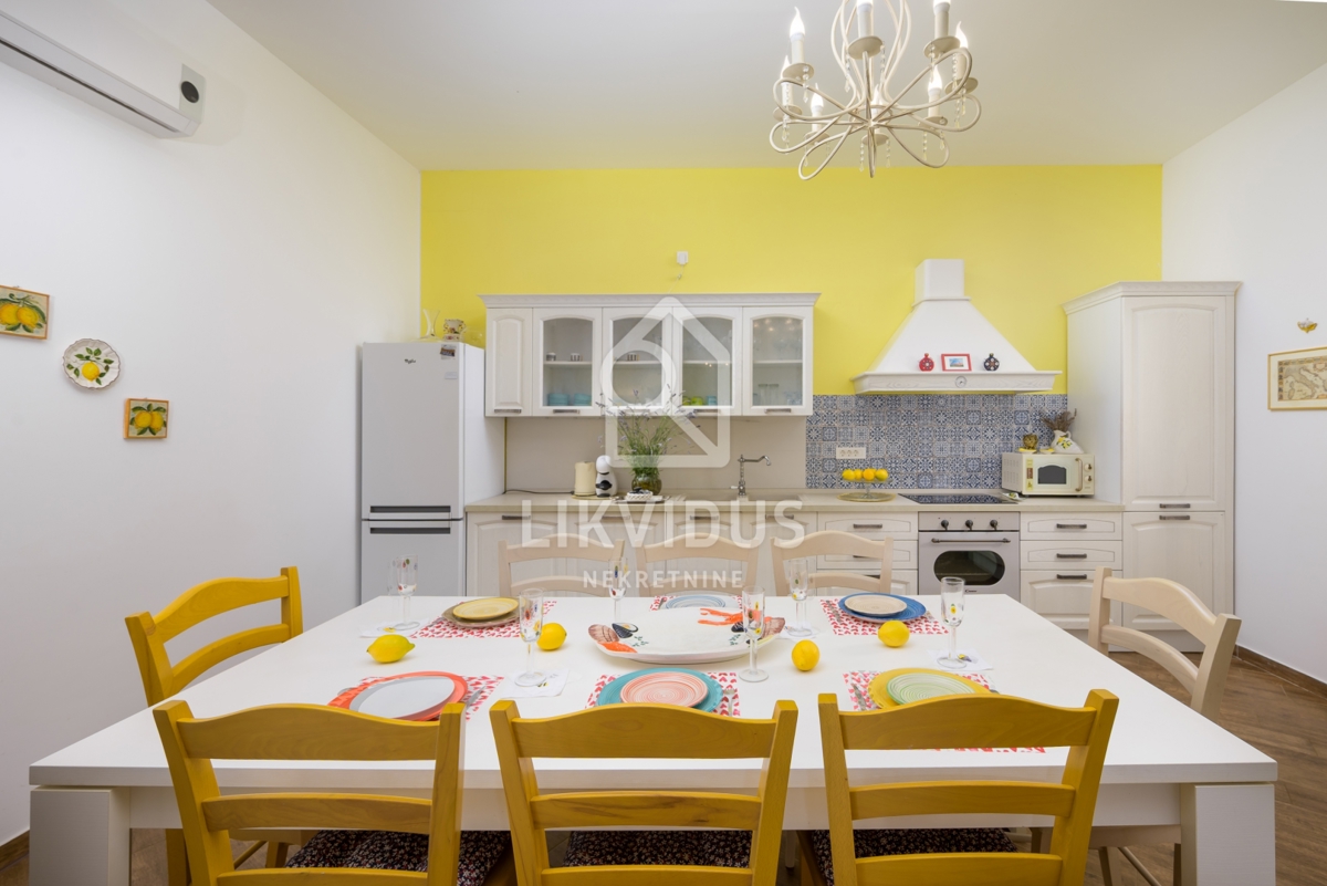 Casa Svetvinčenat, 180m2