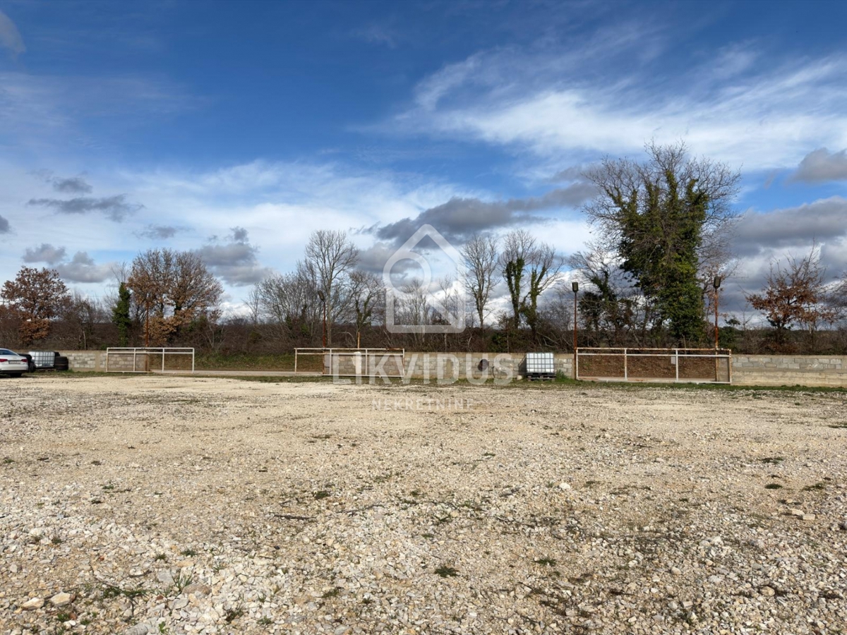 Terreno Valtura, Ližnjan, 3.909m2