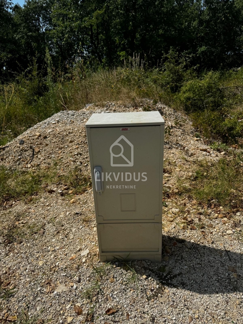 Terreno Burići, Kanfanar, 924m2