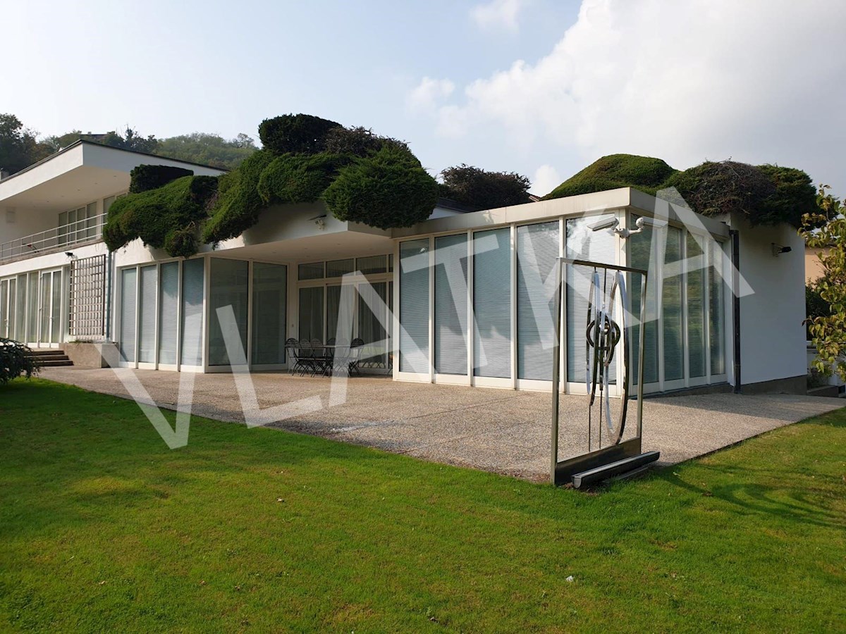 CASA DI LUSSO CON PISCINA E AMPIO GIARDINO – MLINOVI