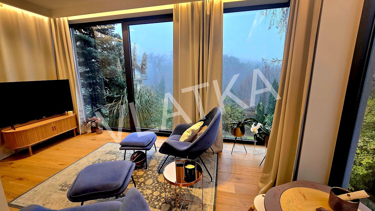 CASA MODERNA DI 5 LOCALI A TUŠKANAC