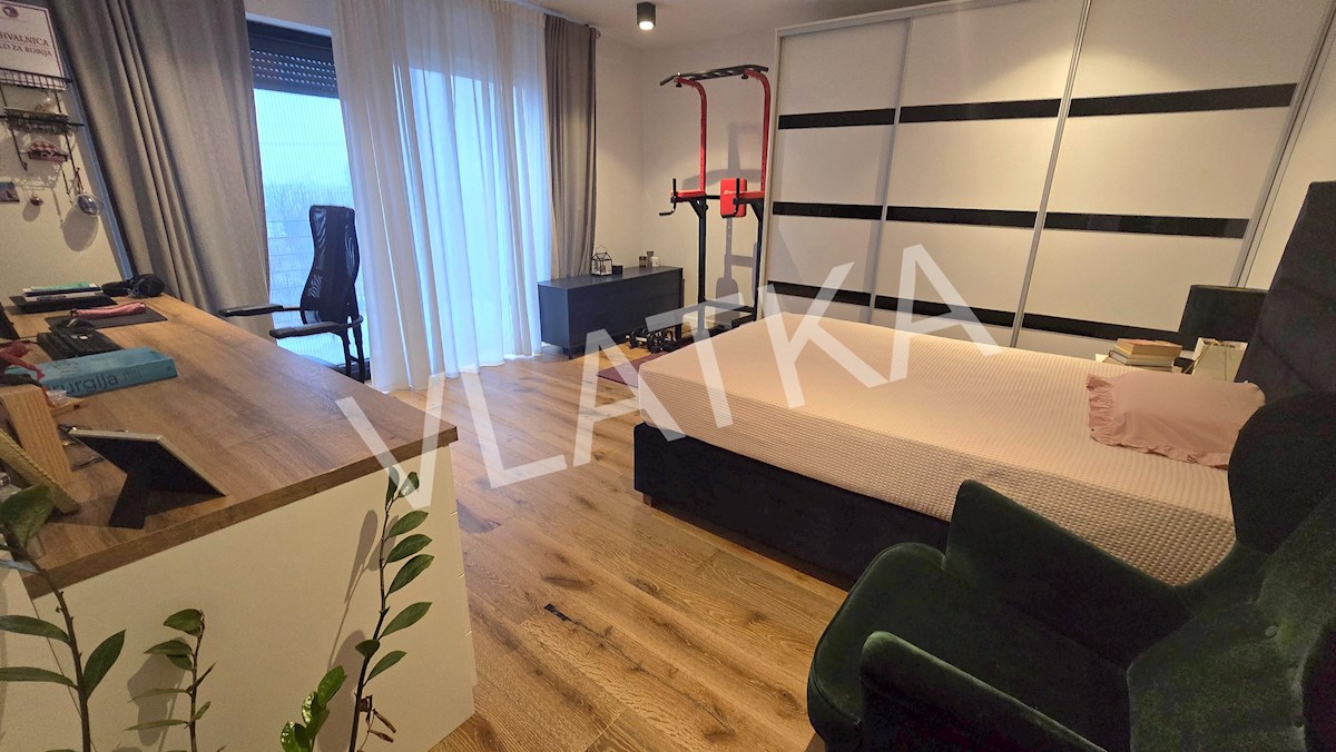 CASA MODERNA DI 5 LOCALI A TUŠKANAC