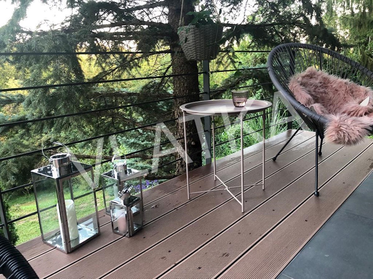 CASA MODERNA DI 5 LOCALI A TUŠKANAC