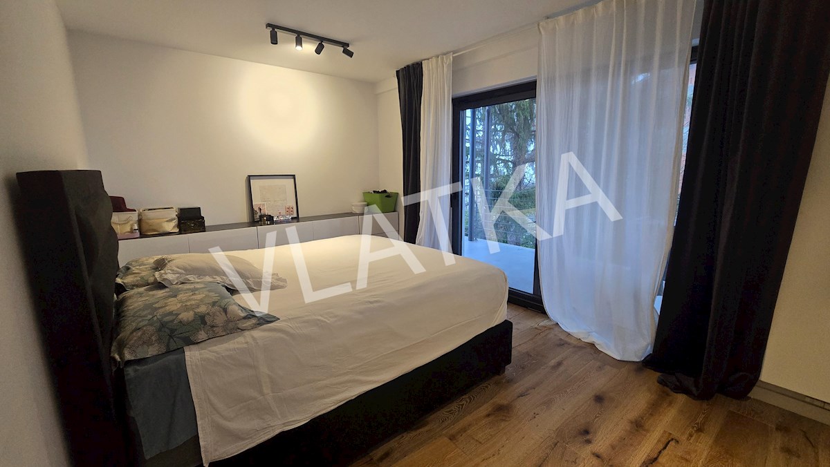 CASA MODERNA DI 5 LOCALI A TUŠKANAC