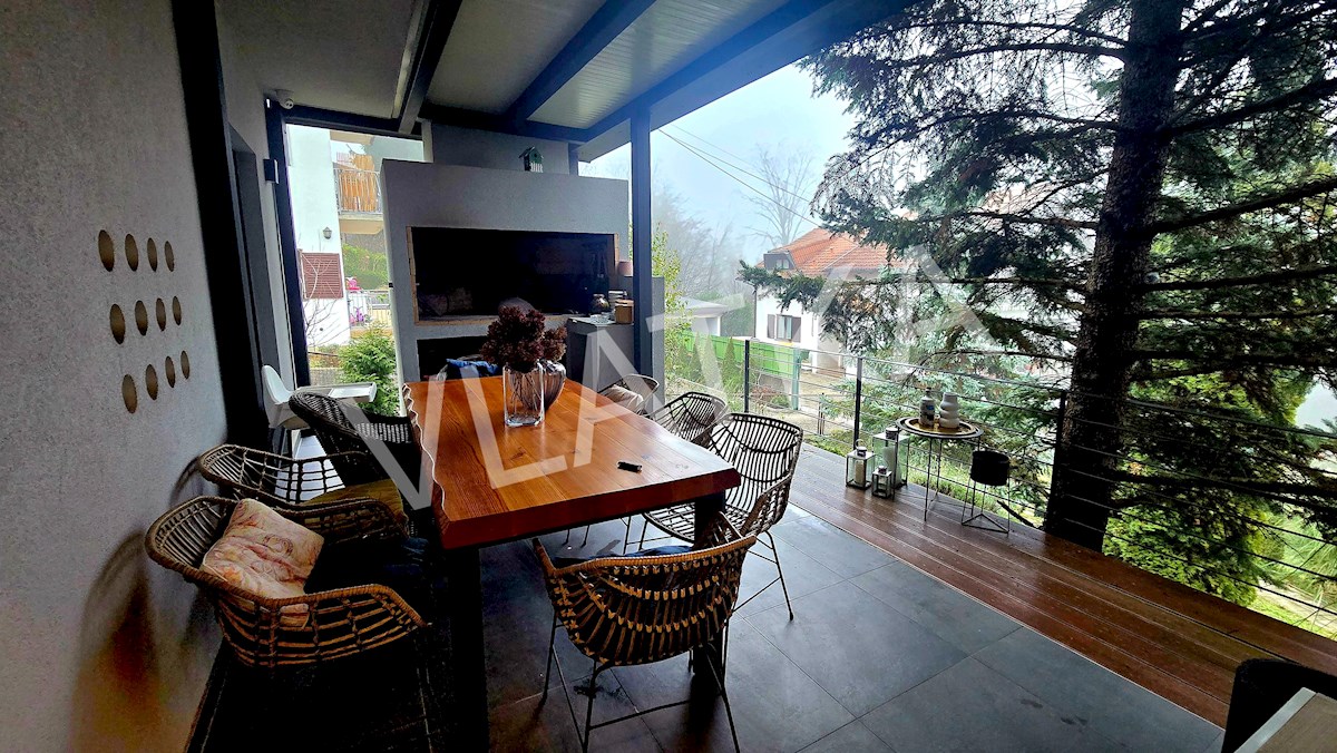 CASA MODERNA DI 5 LOCALI A TUŠKANAC