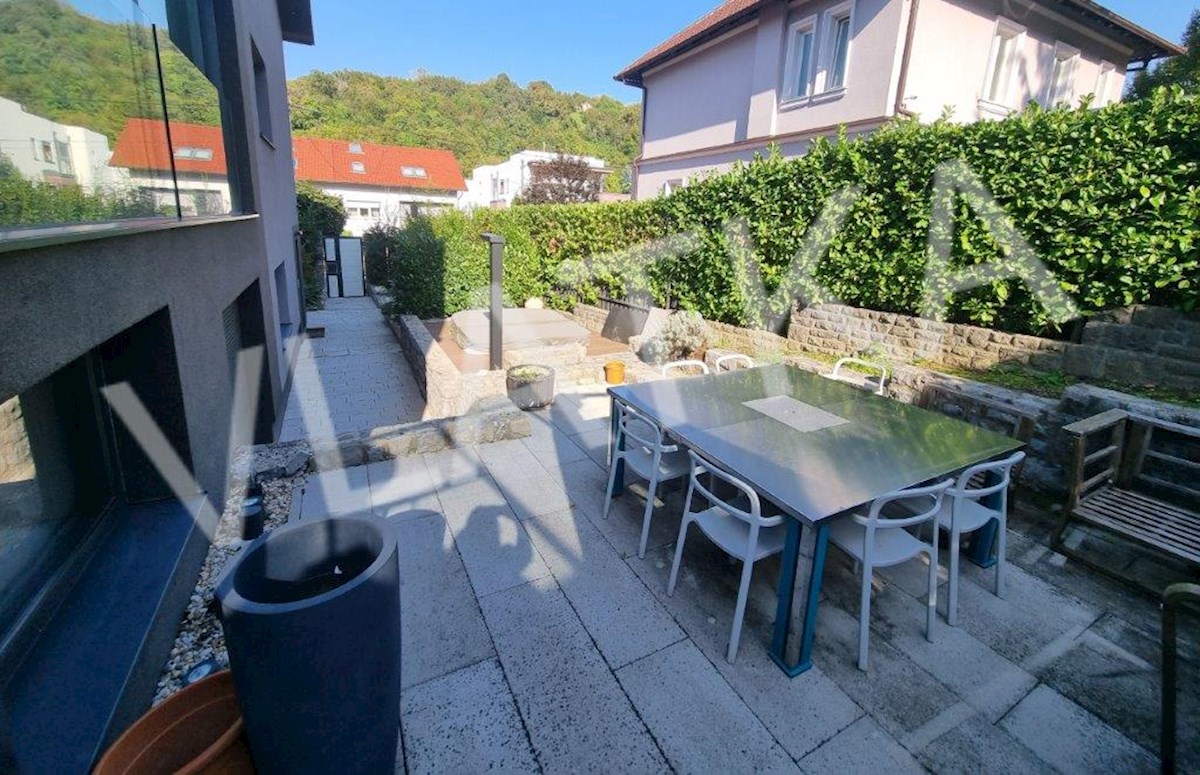 VILLA DI LUSSO MLINOVI CON 5 POSTI AUTO