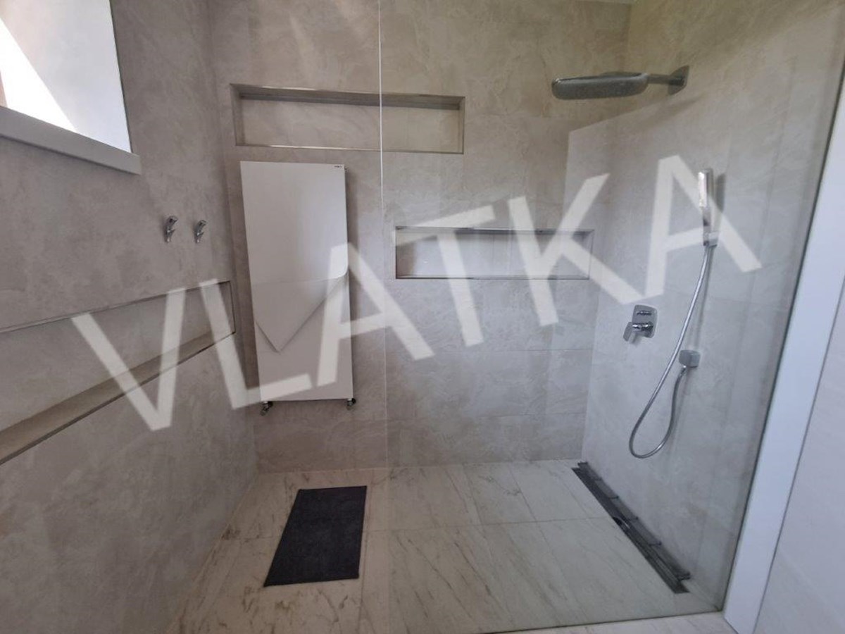 VILLA DI LUSSO MLINOVI CON 5 POSTI AUTO